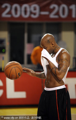 的弱侧游弋 的弱侧游弋